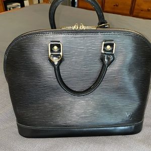 Louis Vuitton Alma PM EPI Leather